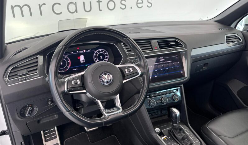 
								Volkswagen Tiguan 2.0 TDI R-line 150CV 4Motion DSG full									