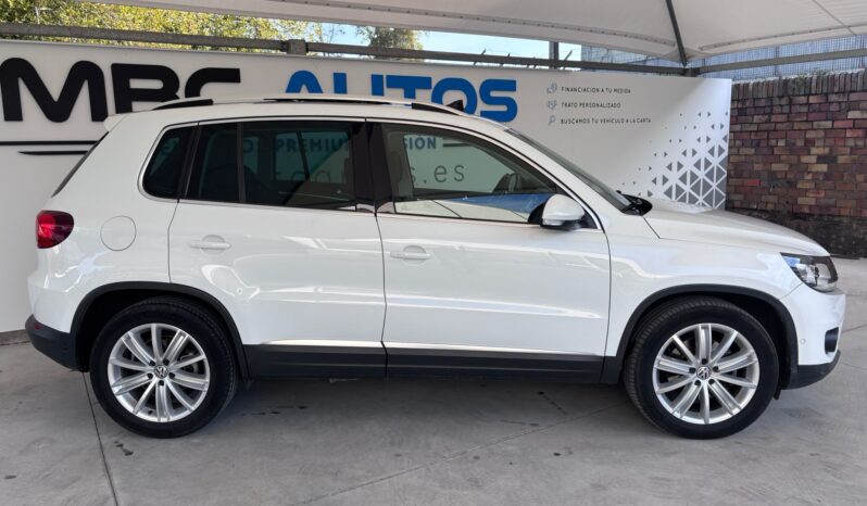 
								VOLKSWAGEN Tiguan 2.0 TDI 140cv 4×2 T1 Sport BMotion Tech full									