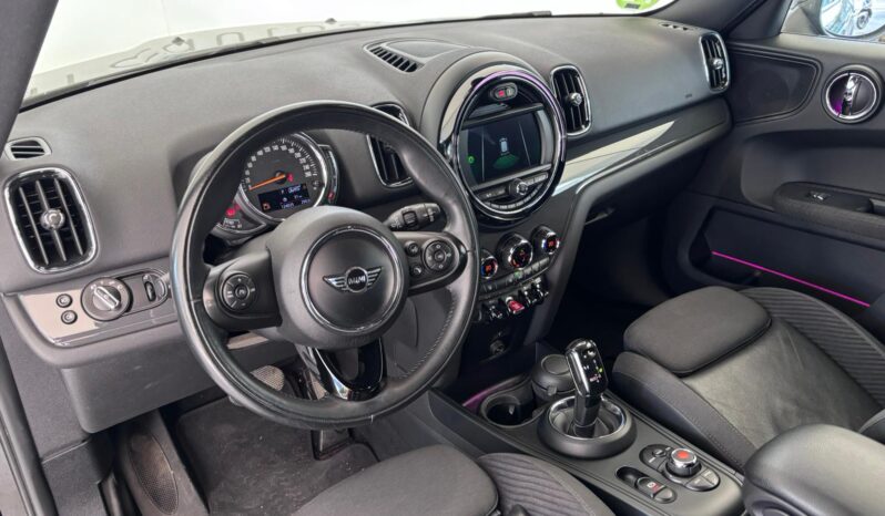 
								MINI COUNTRYMAN Cooper full									