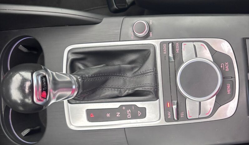 
								AUDI A3 S line edition 2.0 TDI S tronic Sportback full									