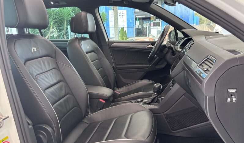 
								Volkswagen Tiguan 2.0 TDI R-line 150CV 4Motion DSG full									