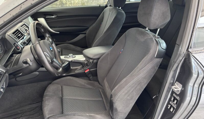 
								BMW Serie 2 218d paquete M full									