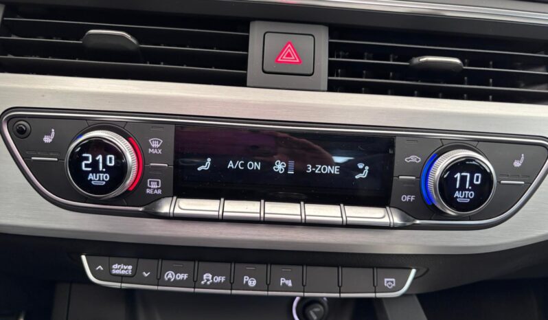 
								AUDI A4 Avant 2.0 TDI clean d 150CV S line edition full									