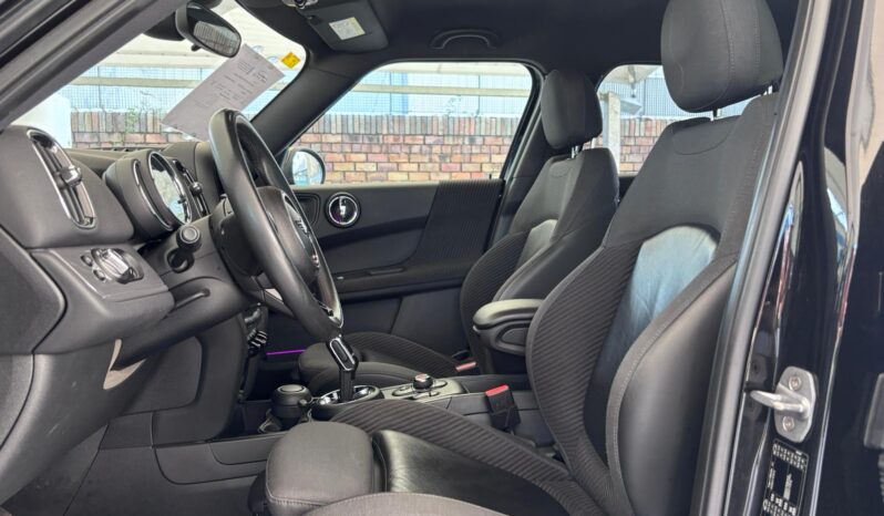 
								MINI COUNTRYMAN Cooper full									