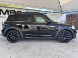 
										MINI COUNTRYMAN Cooper full									