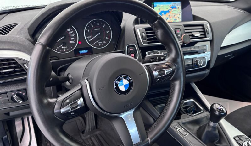 
								BMW Serie 2 218d paquete M full									