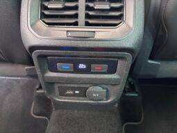 
										Volkswagen Tiguan 2.0 TDI R-line 150CV 4Motion DSG full									