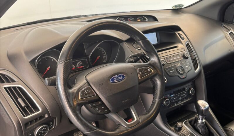
								Ford Focus 2.0 TDCi ASS 185 ST full									