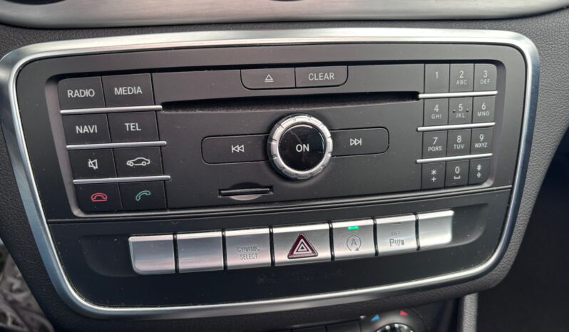 
								MERCEDES-BENZ Clase  CLA 220 d AMG full									