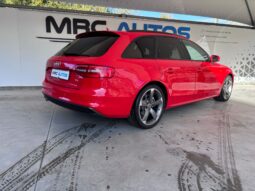 
										AUDI A4 Avant 2.0 TDI 177CV S line edition full									