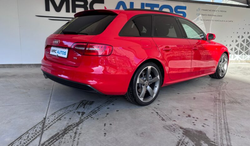 
								AUDI A4 Avant 2.0 TDI 177CV S line edition full									