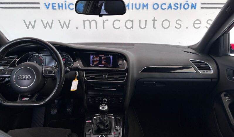 
								AUDI A4 Avant 2.0 TDI 177CV S line edition full									