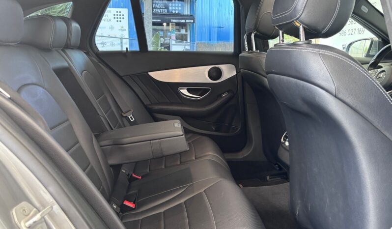 
								MERCEDES-BENZ Clase C 220 d AMG Line Estate full									