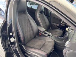 
										MERCEDES-BENZ Clase GLA 220 d AMG Line full									