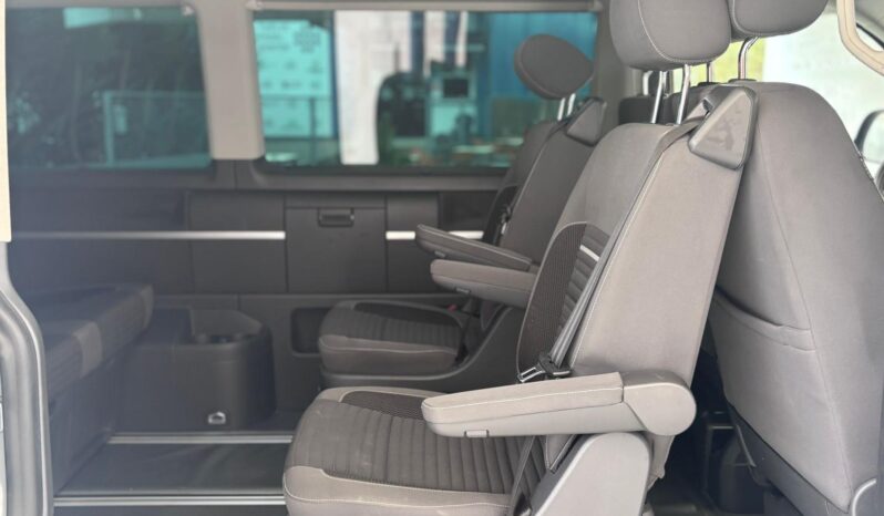 
								VOLKSWAGEN Multivan Cup Edition 2.0 TDI 140CV BMT DSG 7 plazas full									