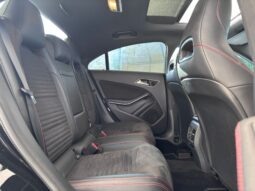 
										MERCEDES-BENZ Clase  CLA 220 d AMG full									