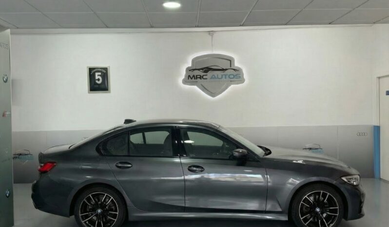 
								BMW Serie 3 318d full									
