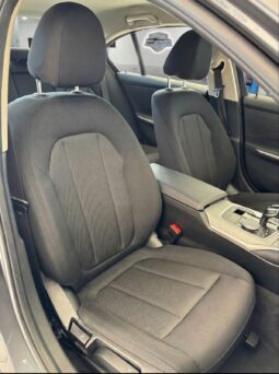 
										BMW Serie 3 318d full									