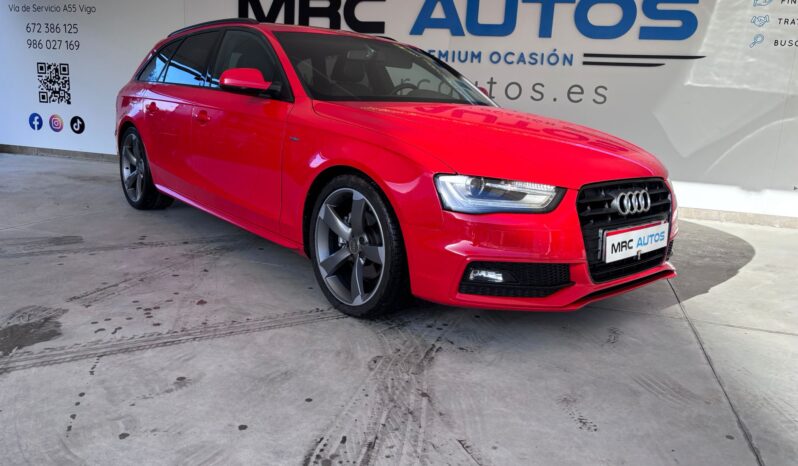 
								AUDI A4 Avant 2.0 TDI 177CV S line edition full									