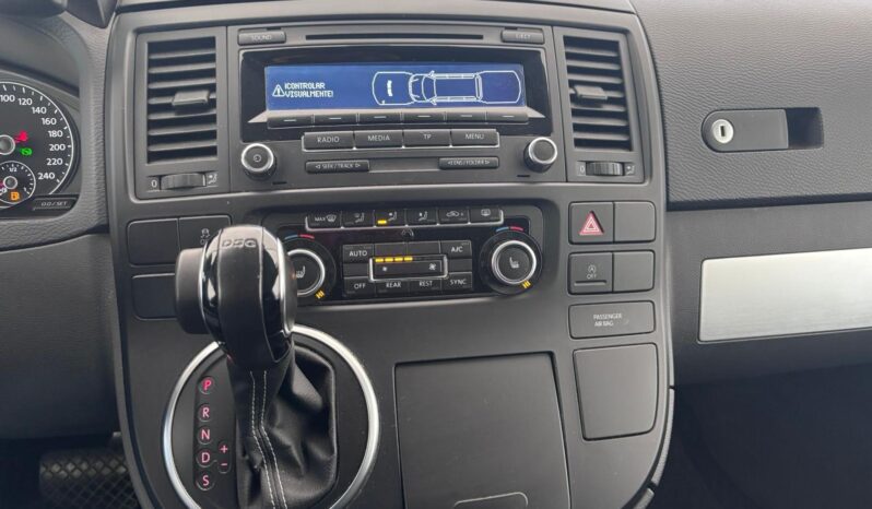 
								VOLKSWAGEN Multivan Cup Edition 2.0 TDI 140CV BMT DSG 7 plazas full									