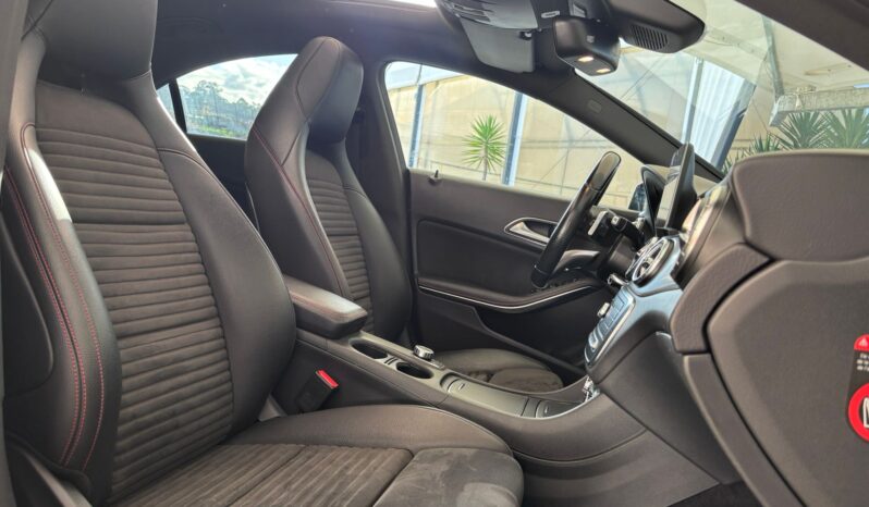 
								MERCEDES-BENZ Clase  CLA 220 d AMG full									