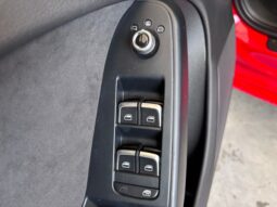 
										AUDI A4 Avant 2.0 TDI 177CV S line edition full									