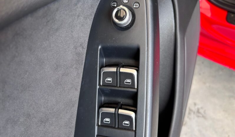 
								AUDI A4 Avant 2.0 TDI 177CV S line edition full									