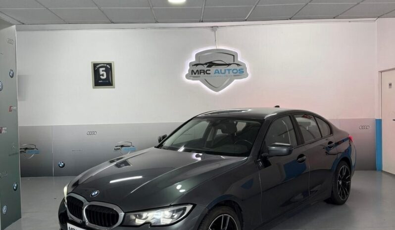 
								BMW Serie 3 318d full									