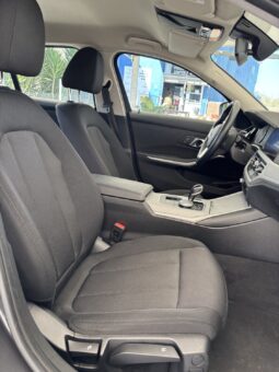 
										BMW Serie 3 318d full									