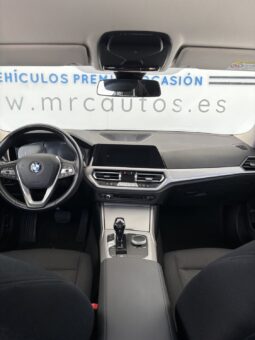 
										BMW Serie 3 318d full									