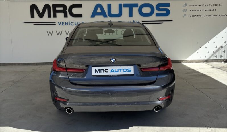 
								BMW Serie 3 318d full									