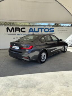 
										BMW Serie 3 318d full									