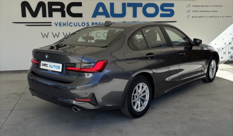 
								BMW Serie 3 318d full									