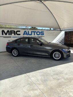 
										BMW Serie 3 318d full									