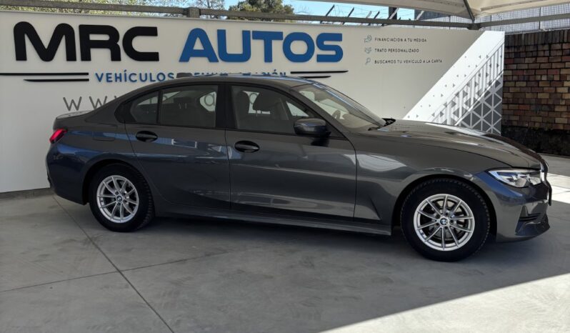 
								BMW Serie 3 318d full									