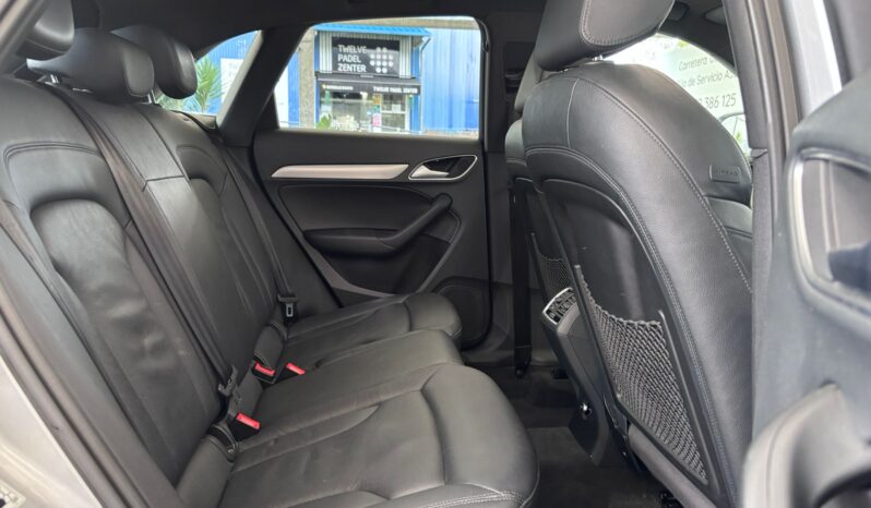 
								AUDI Q3 2.0 TDI 150CV S tronic S-line exterior y techo solar full									