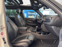 
										MINI CLUBMAN COOPER SD ALL4 AUTO full									