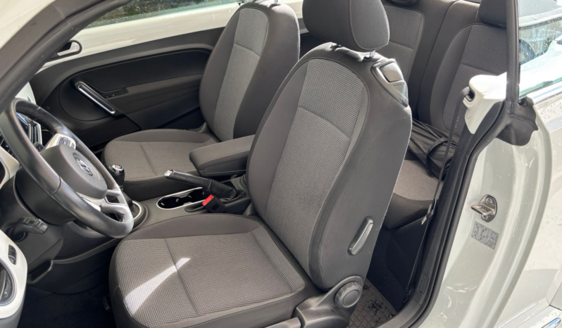 
								VOLKSWAGEN Beetle Cabrio Design 2.0 TDI 110CV BMT full									