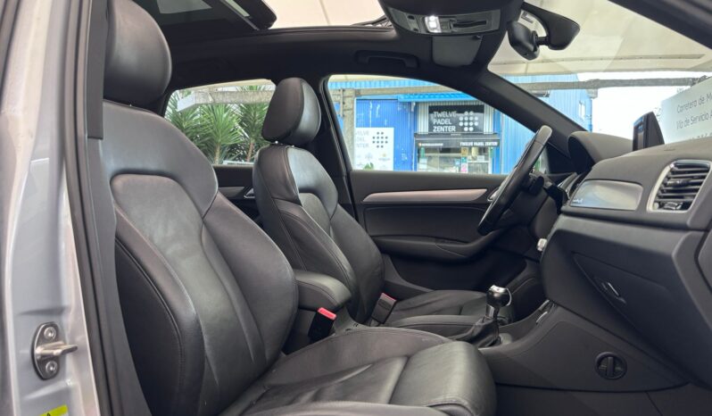 
								AUDI Q3 2.0 TDI 150CV S tronic S-line exterior y techo solar full									