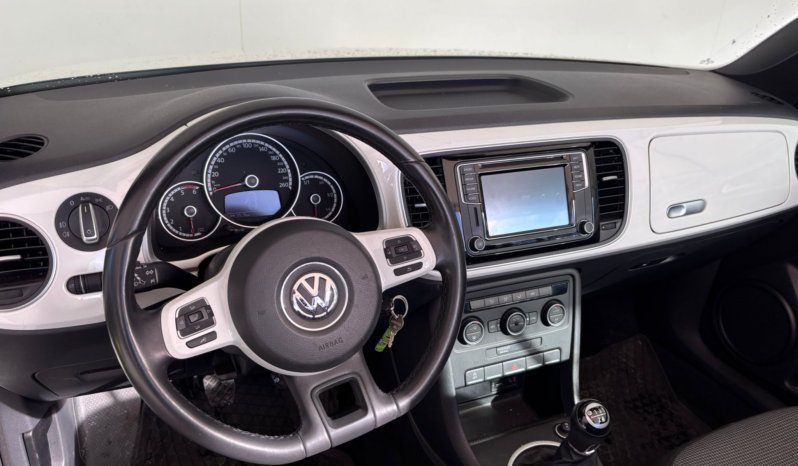 
								VOLKSWAGEN Beetle Cabrio Design 2.0 TDI 110CV BMT full									
