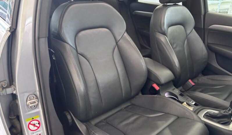 
								AUDI Q3 2.0 TDI 150CV S tronic S-line exterior y techo solar full									