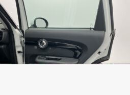 
										MINI CLUBMAN COOPER SD ALL4 AUTO look John Cooper works full									