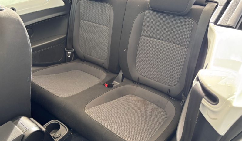 
								VOLKSWAGEN Beetle Cabrio Design 2.0 TDI 110CV BMT full									