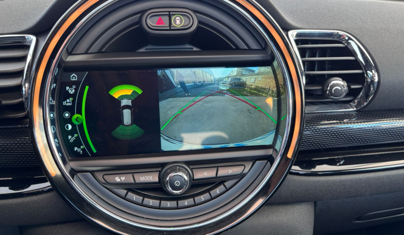 
								MINI CLUBMAN COOPER SD ALL4 AUTO full									