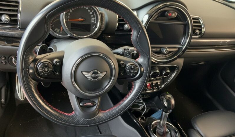 
								MINI CLUBMAN COOPER SD ALL4 AUTO look John Cooper works full									