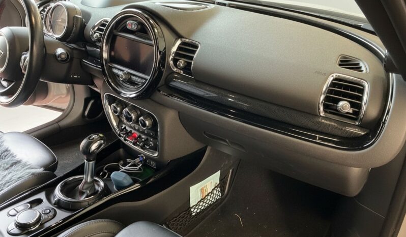 
								MINI CLUBMAN COOPER SD ALL4 AUTO look John Cooper works full									