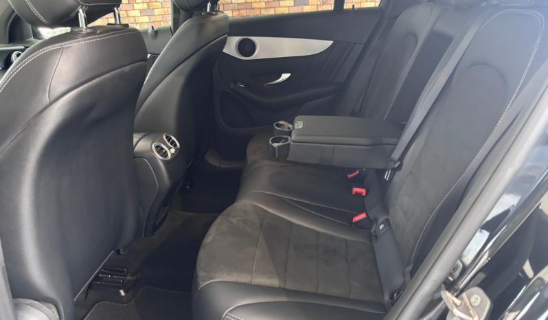 
								Mercedes-Benz GLC 250 d 4MATIC Coupe Amg line full									