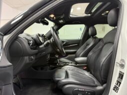 
										MINI CLUBMAN COOPER SD ALL4 AUTO full									