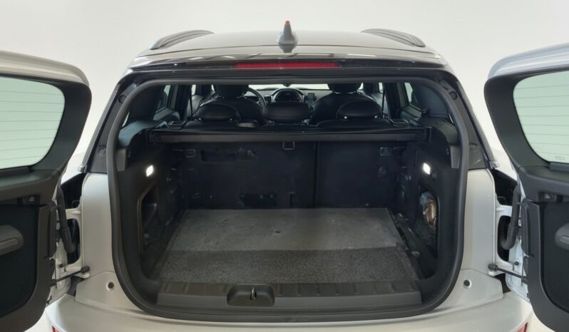 
								MINI CLUBMAN COOPER SD ALL4 AUTO look John Cooper works full									