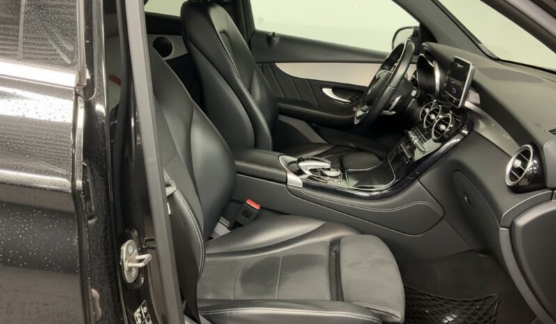 
								Mercedes-Benz GLC 250 d 4MATIC Coupe Amg line full									